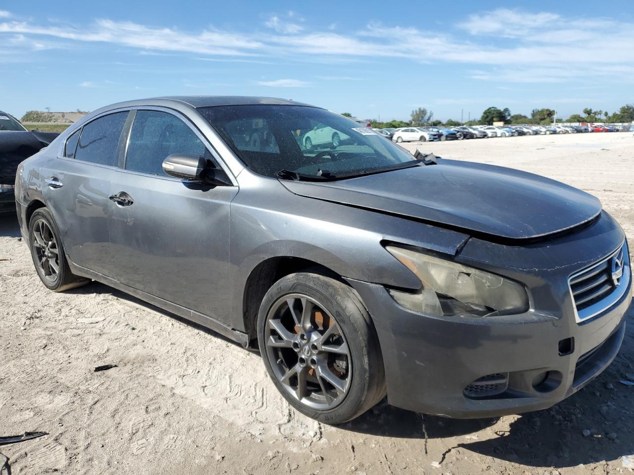 2014 NISSAN MAXIMA S - Image 4