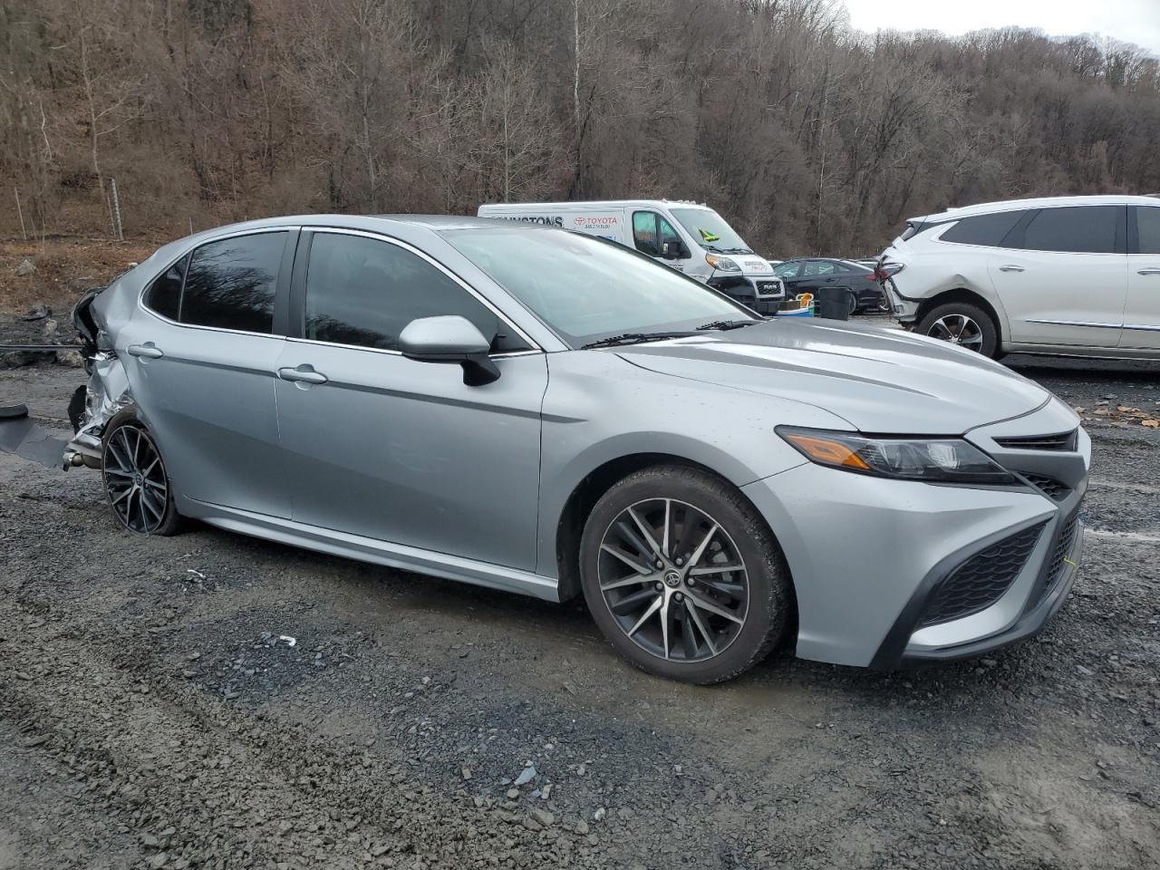 2021 TOYOTA CAMRY SE - Image 4