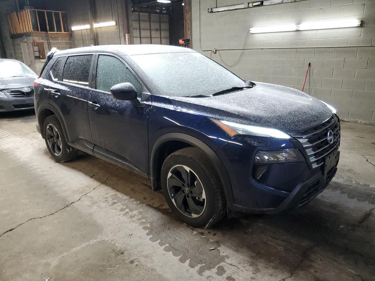 2024 NISSAN ROGUE SV - Фото 4