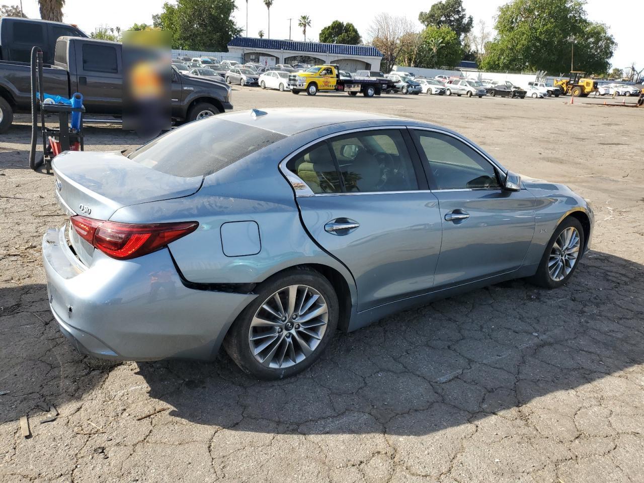 2019 INFINITI Q50 LUXE - Image 3