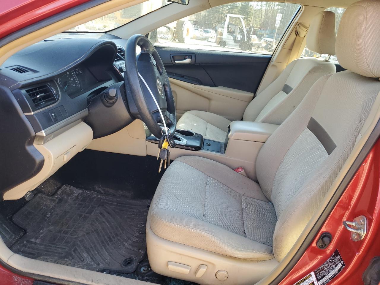 2014 TOYOTA CAMRY L - Фото 7