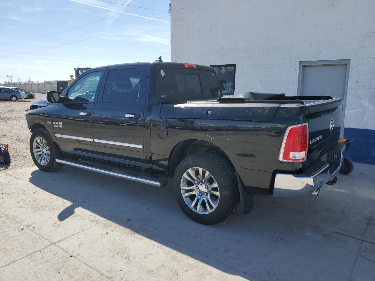2014 RAM 1500 LONGH - Фото 2