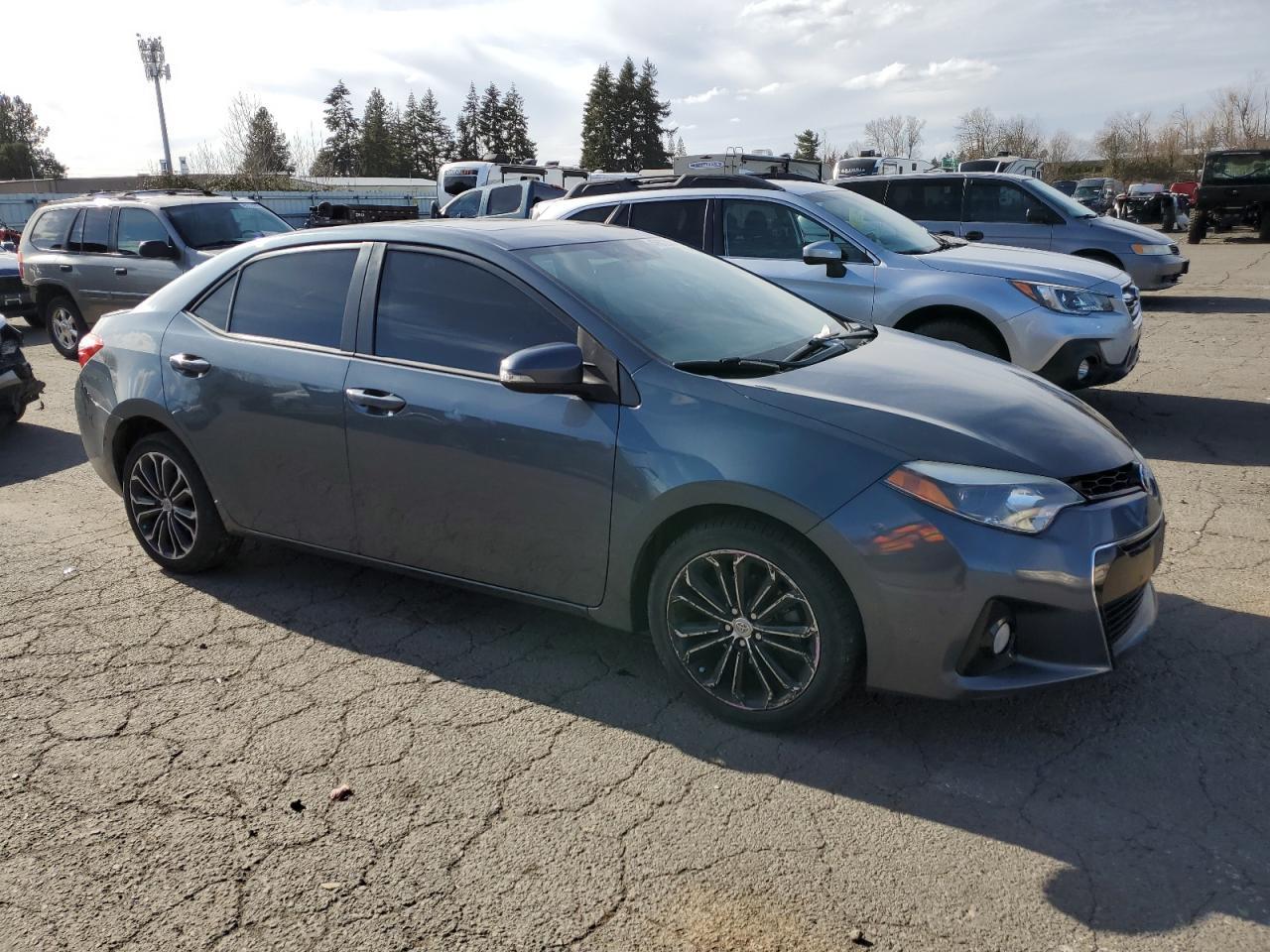 2015 TOYOTA COROLLA L - Image 4