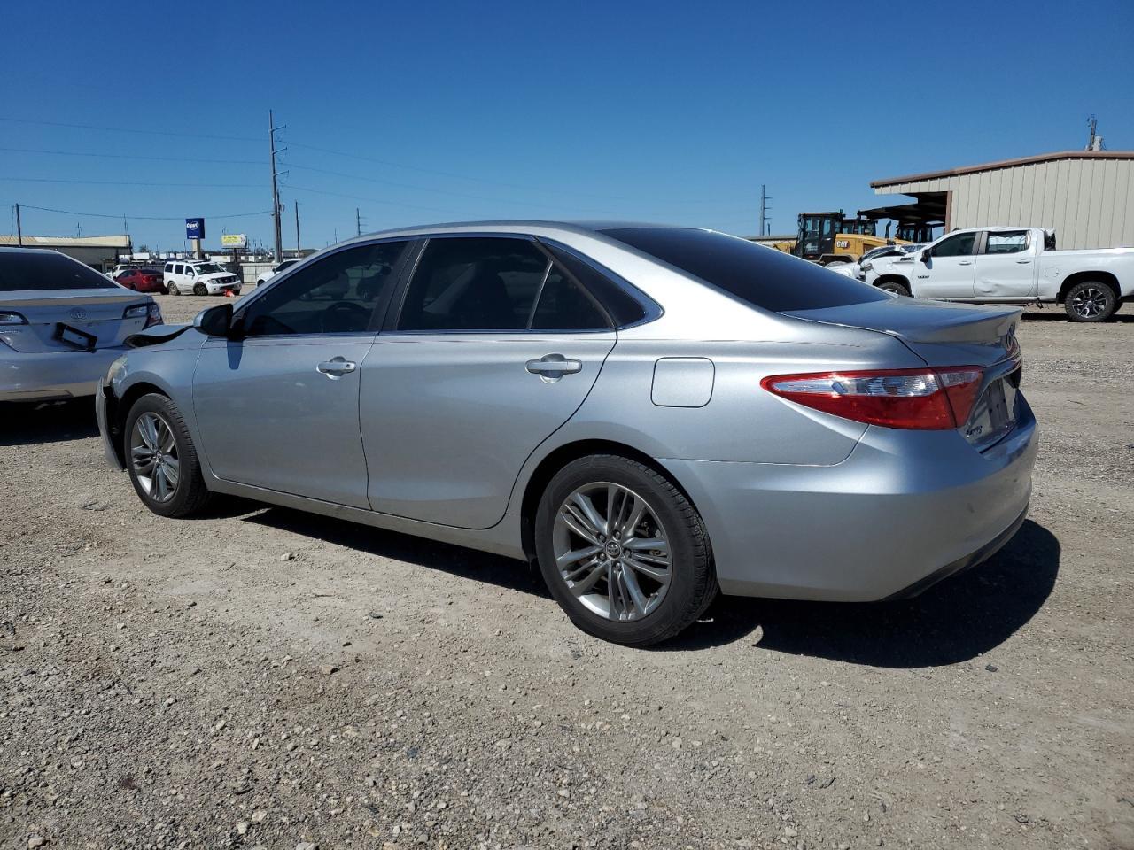 2016 TOYOTA CAMRY LE - Image 2