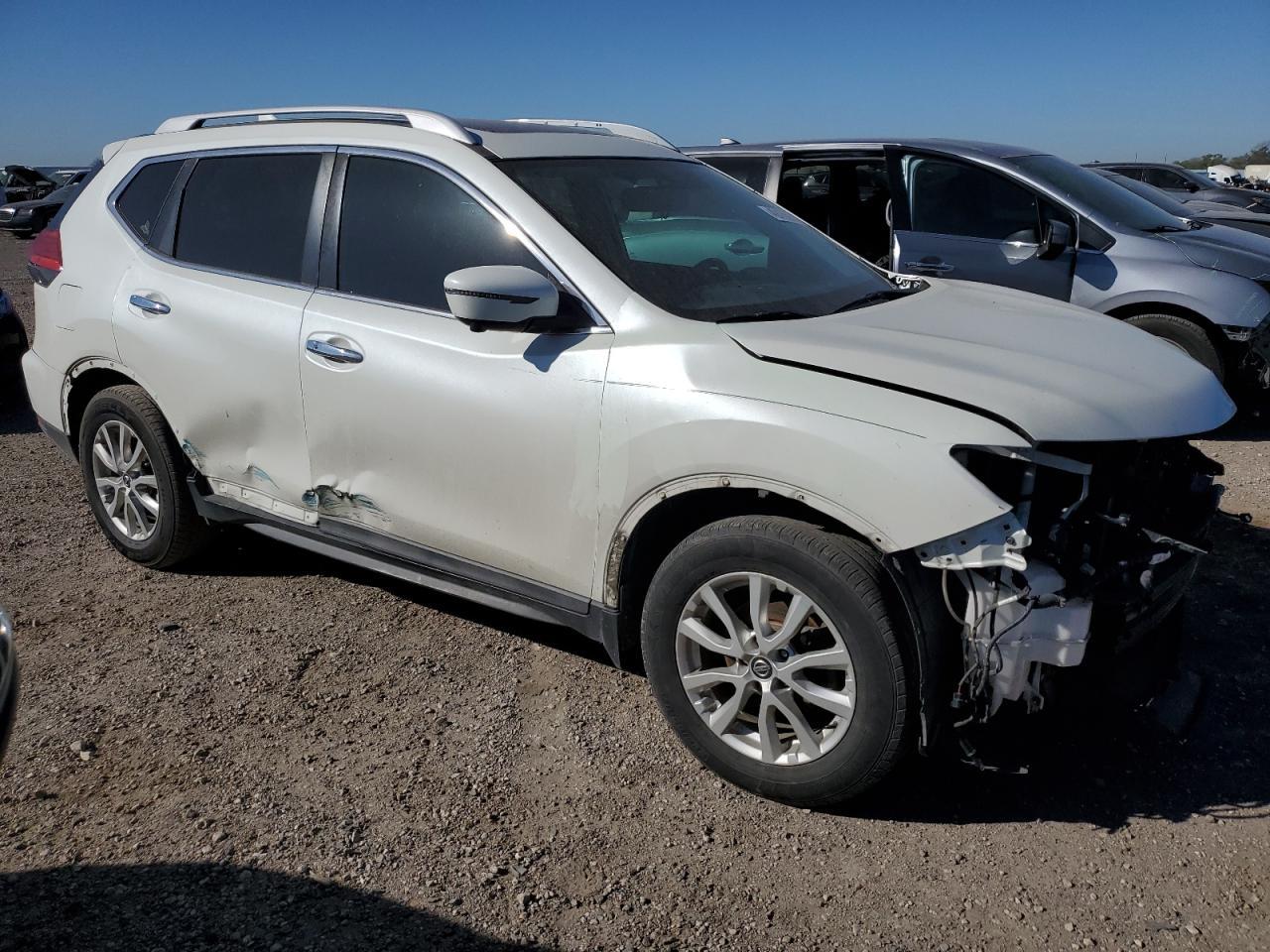 2017 NISSAN ROGUE S - Image 4