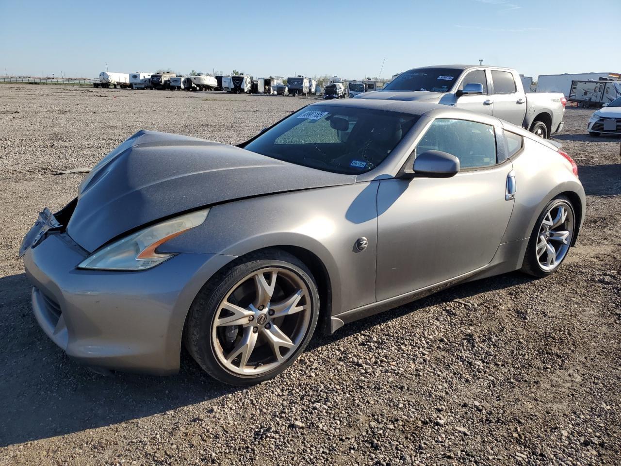 2010 NISSAN 370Z