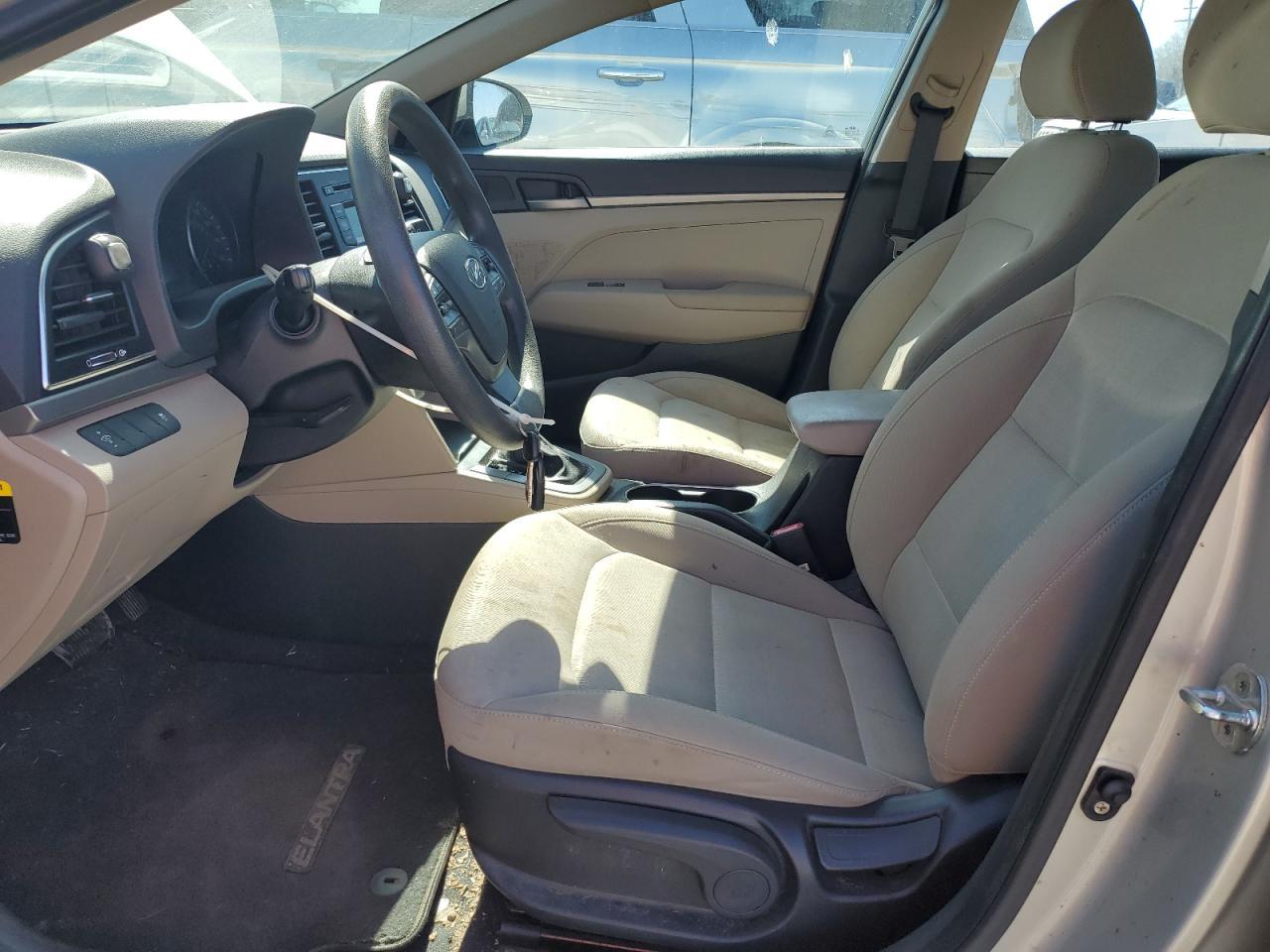 2017 HYUNDAI ELANTRA SE - Image 7
