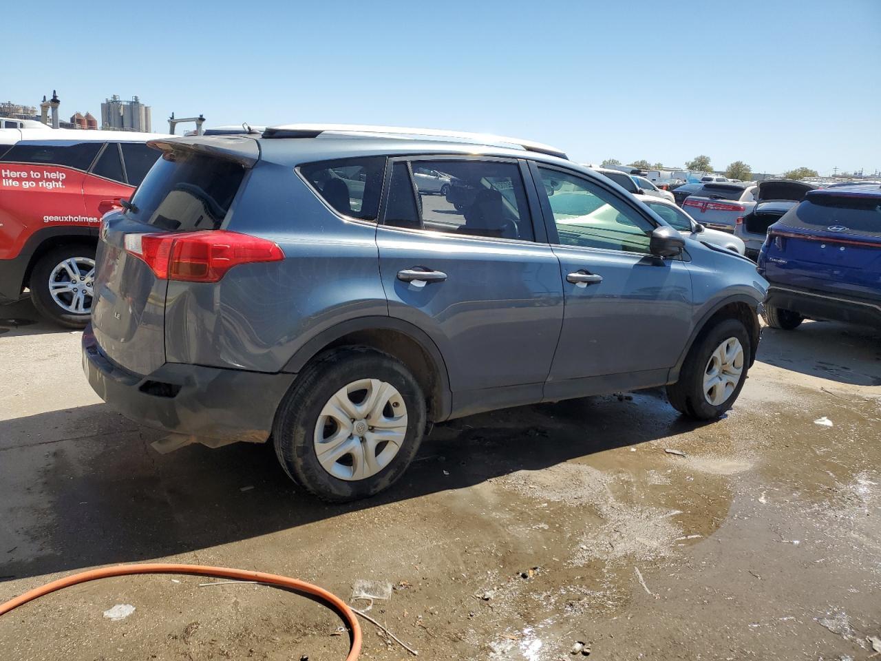 2014 TOYOTA RAV4 LE - Фото 3
