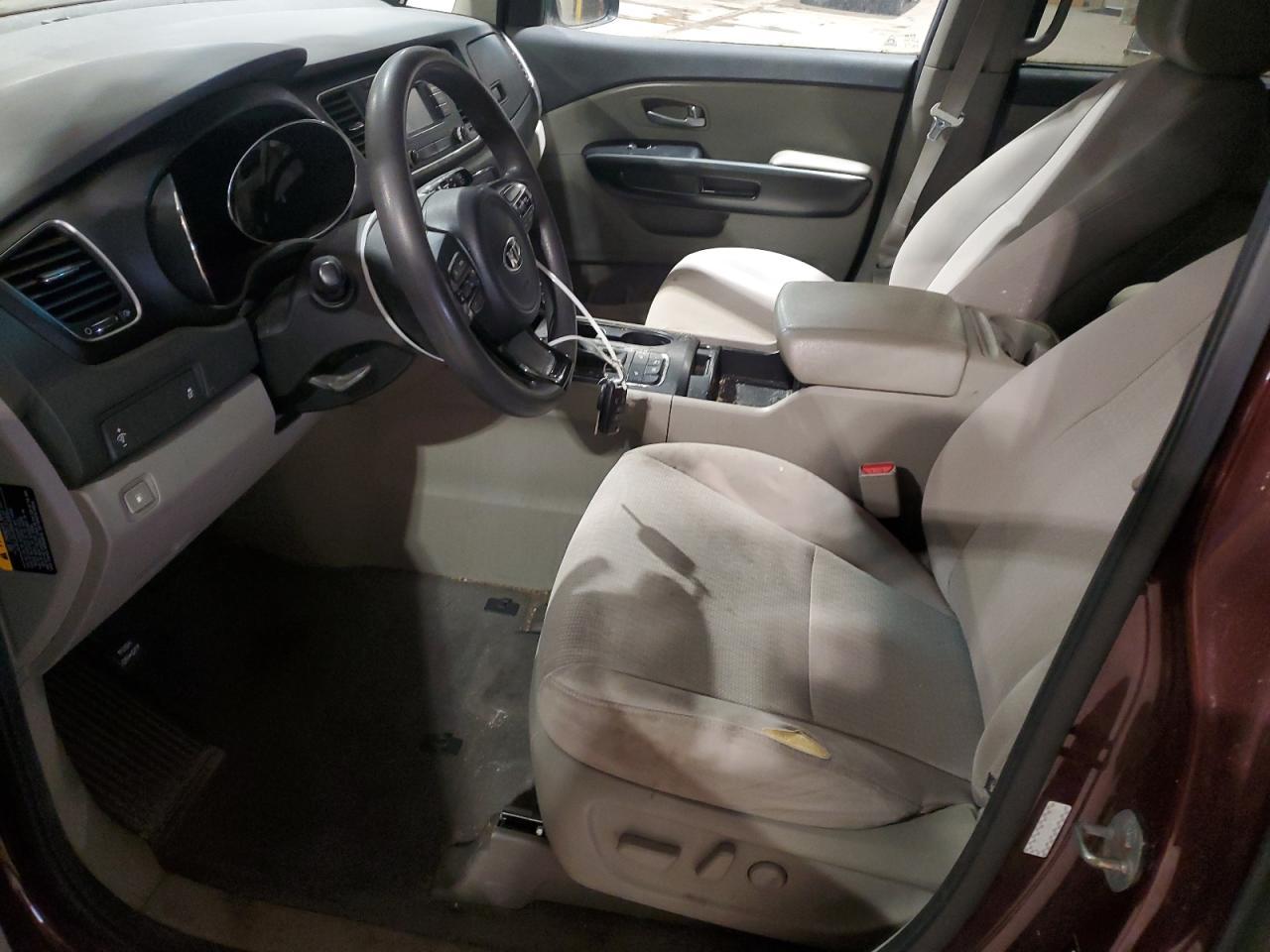 2016 KIA SEDONA LX - Фото 7