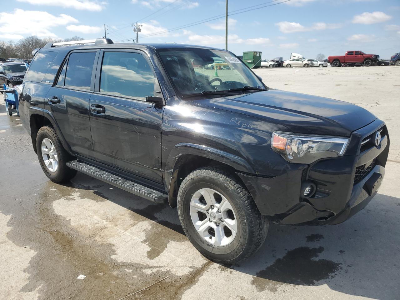2022 TOYOTA 4RUNNER SR - Image 4