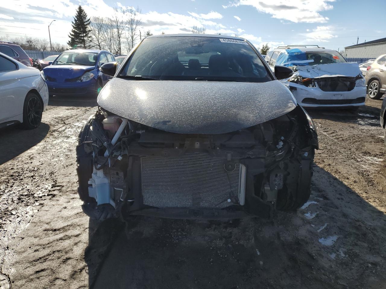 2018 TOYOTA C-HR XLE - Фото 5