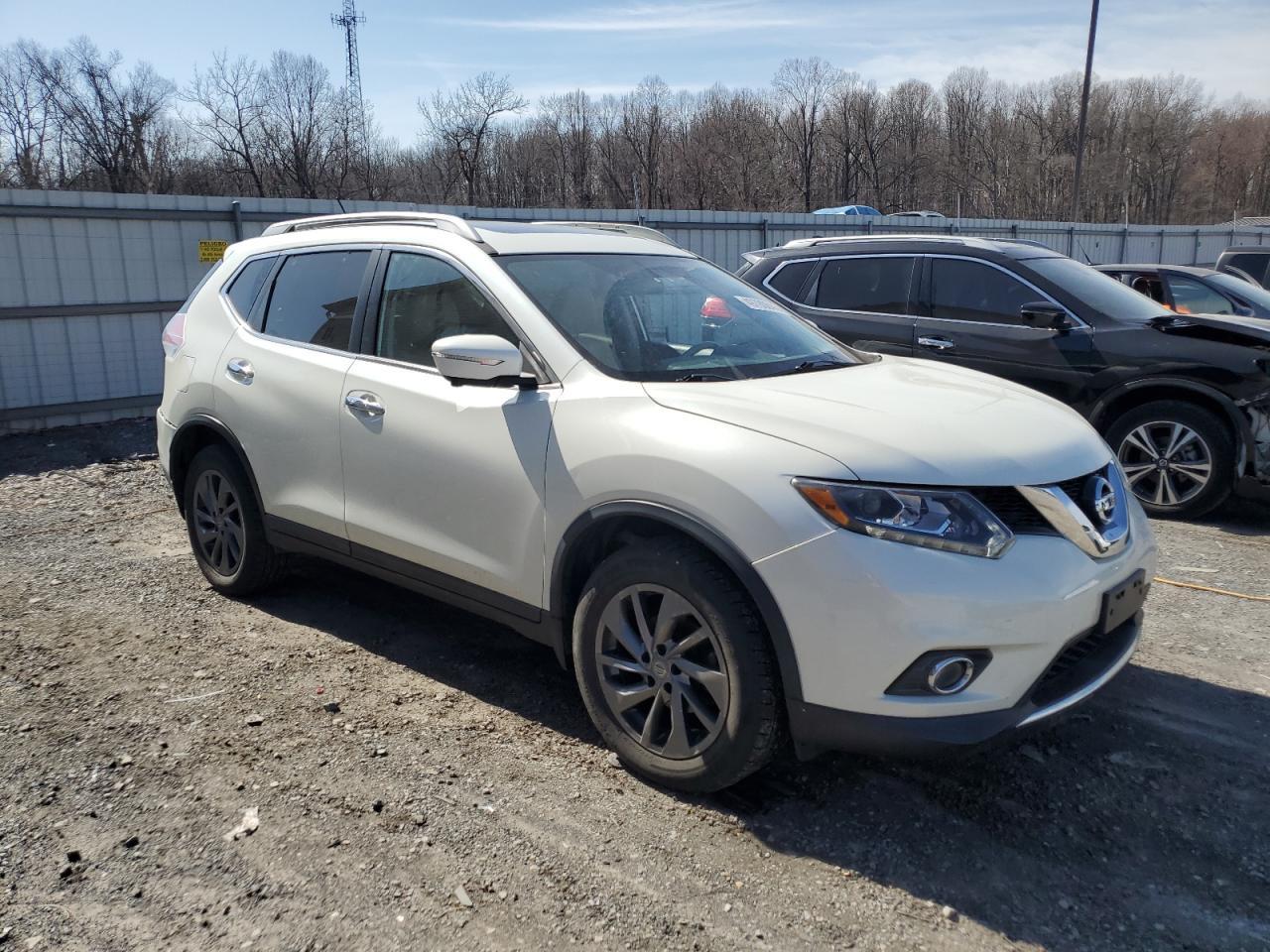 2015 NISSAN ROGUE S - Image 4
