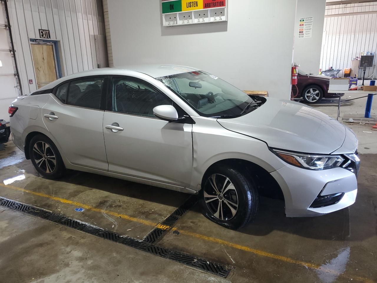 2020 NISSAN SENTRA SV - Фото 4