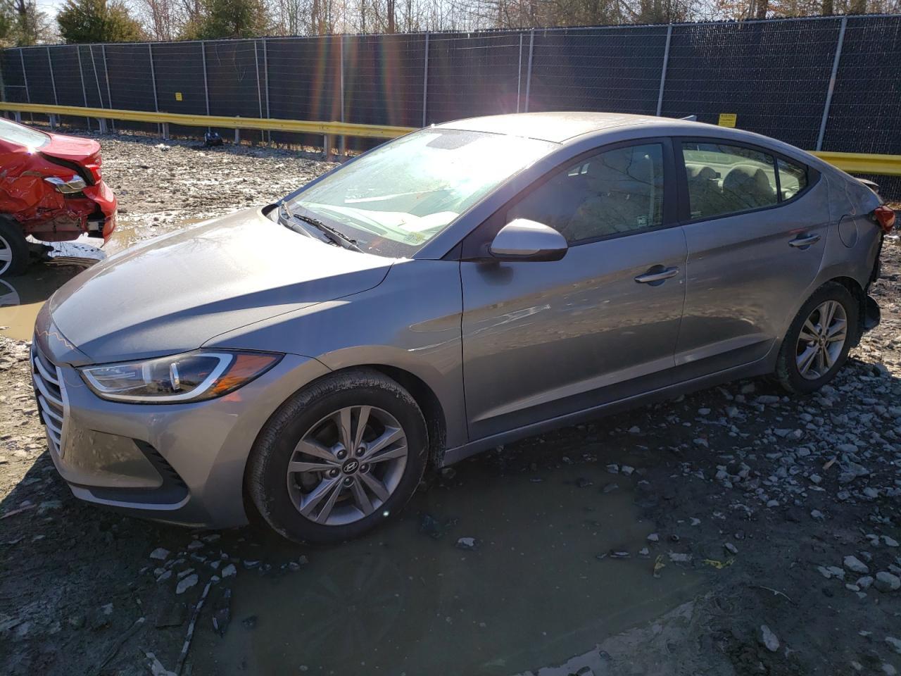 2018 HYUNDAI ELANTRA SE