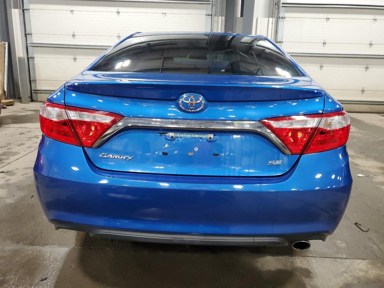 2017 TOYOTA CAMRY LE - Фото 6