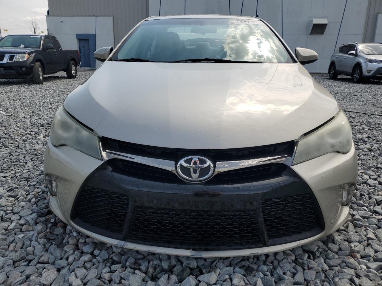2016 TOYOTA CAMRY LE - Image 5