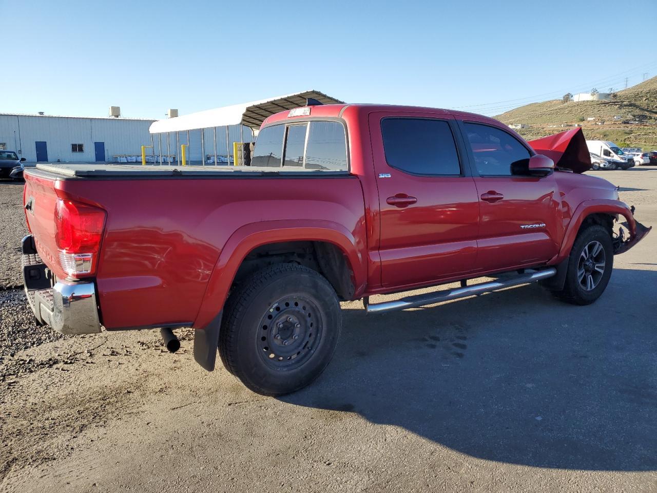 2017 TOYOTA TACOMA DOU - Фото 3