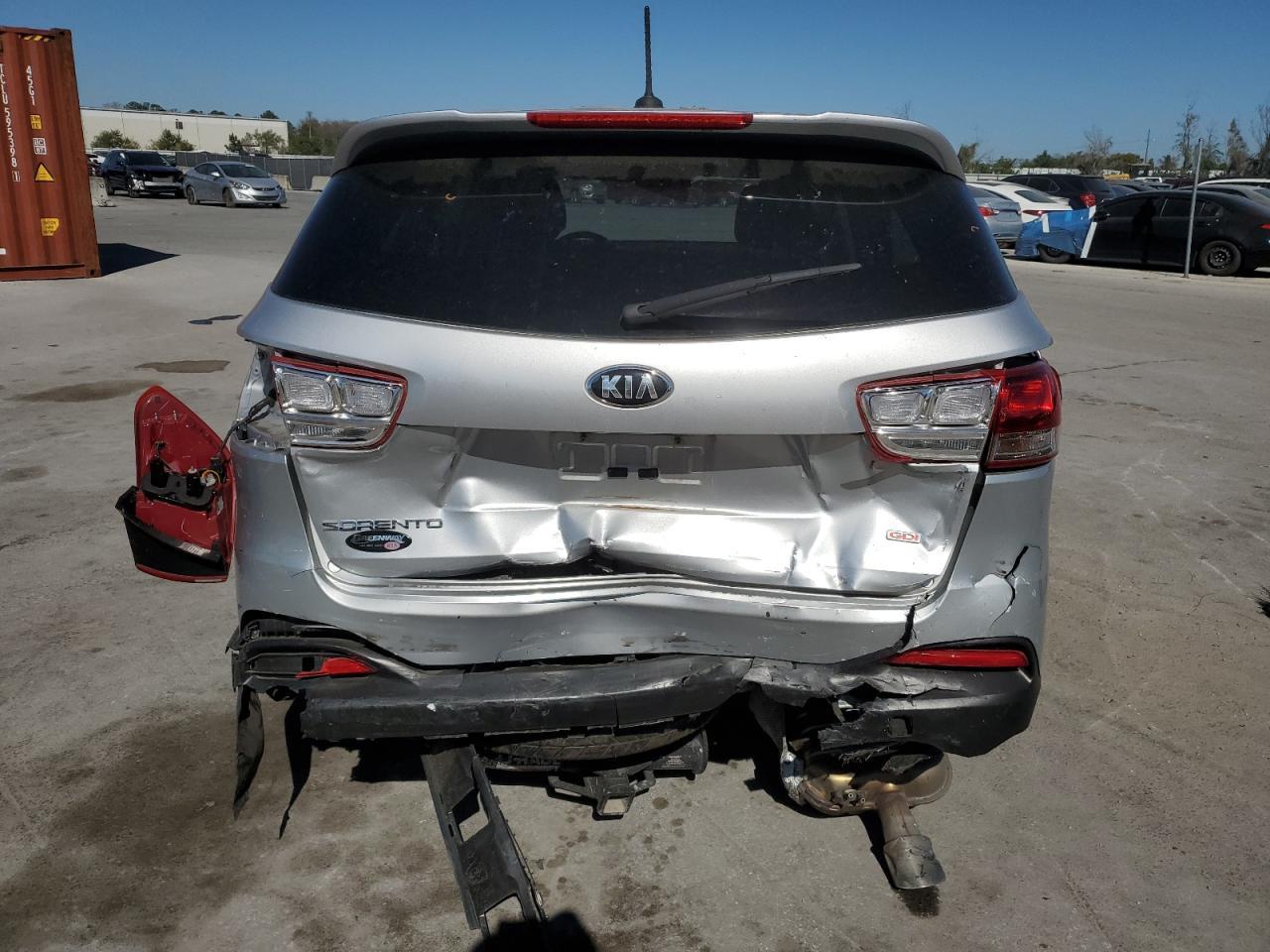 2016 KIA SORENTO LX - Image 6