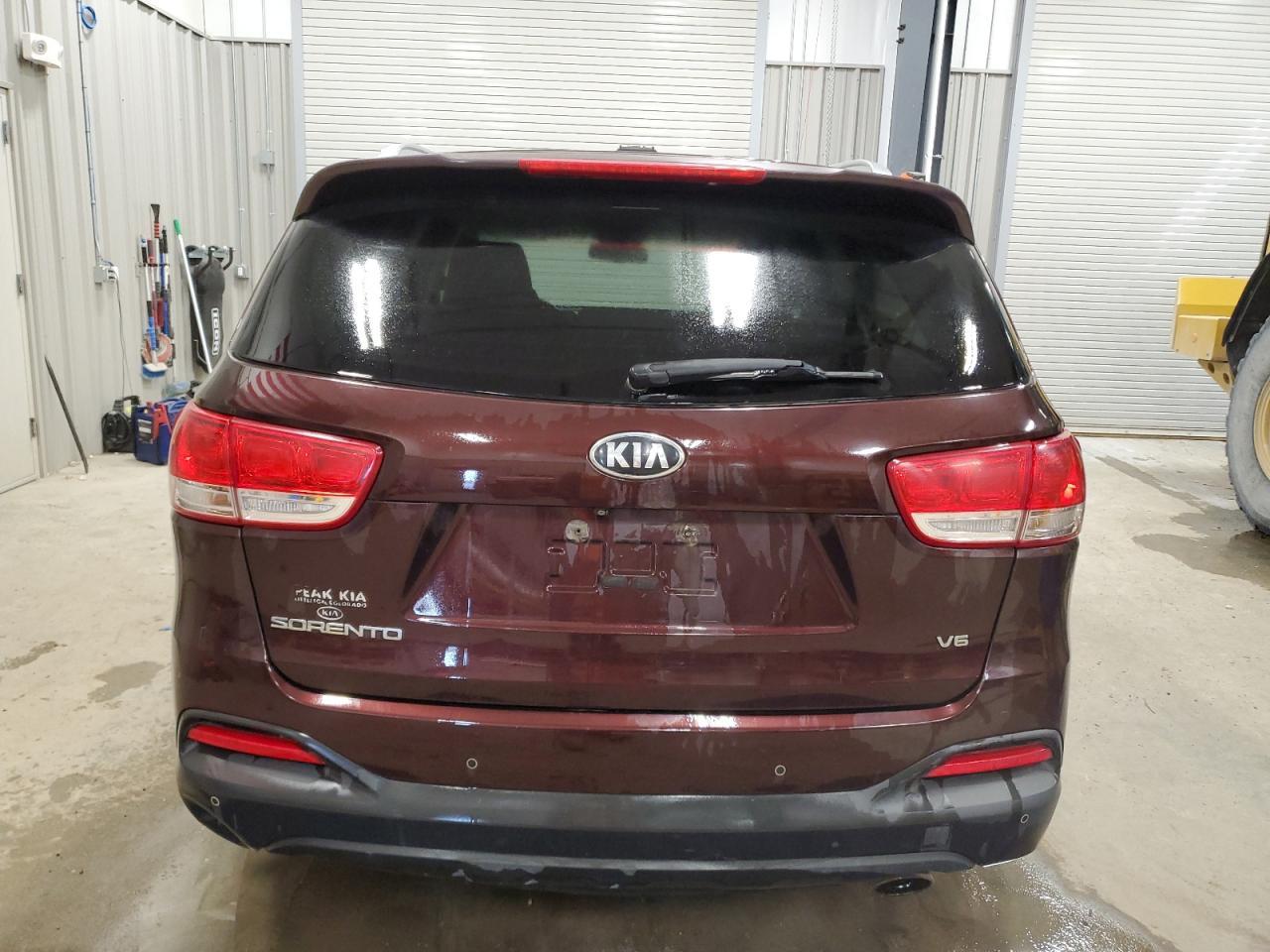 2016 KIA SORENTO LX - Image 6