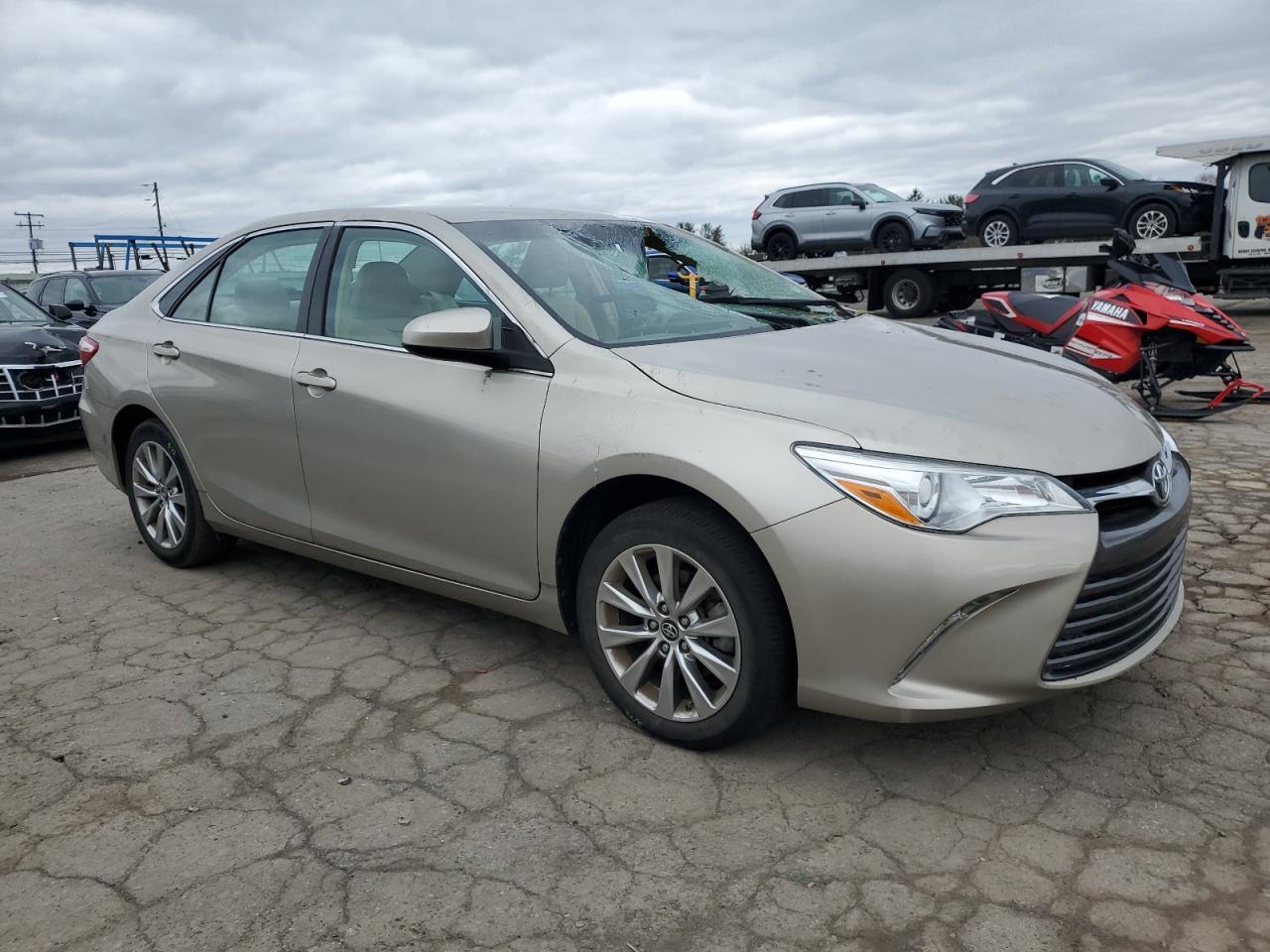 2017 TOYOTA CAMRY LE - Image 4