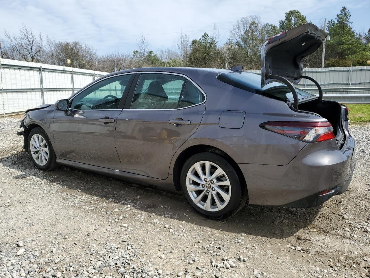 2023 TOYOTA CAMRY LE - Фото 2