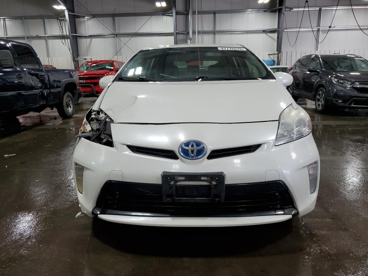 2013 TOYOTA PRIUS - Фото 5