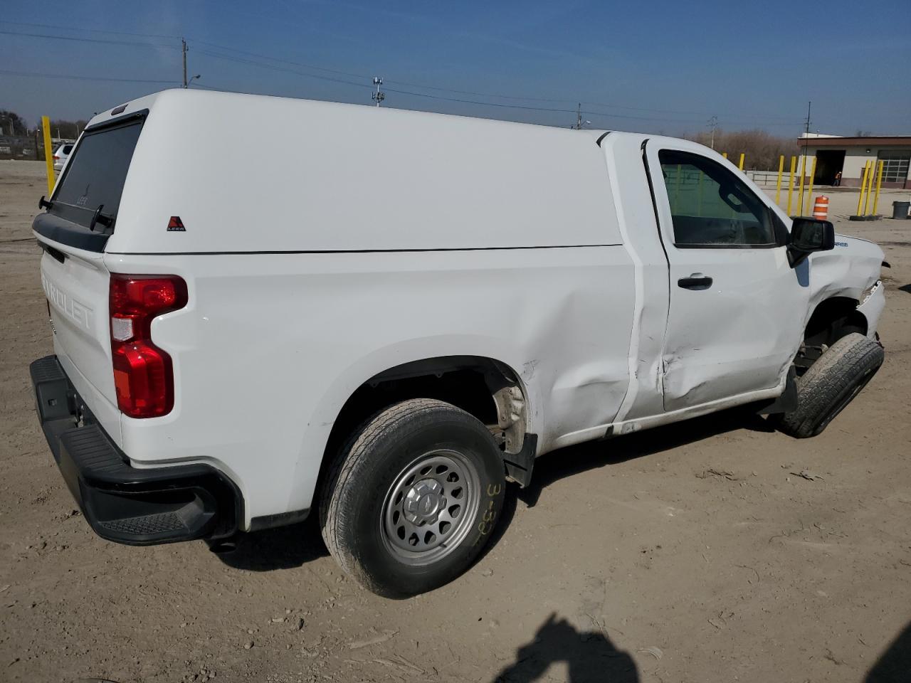 2023 CHEVROLET SILVERADO - Image 3