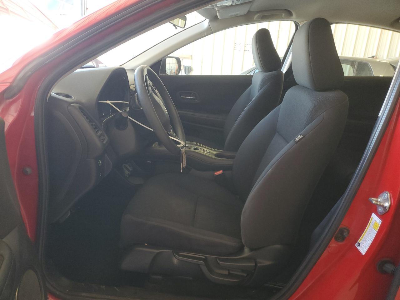 2018 HONDA HR-V LX - Image 7