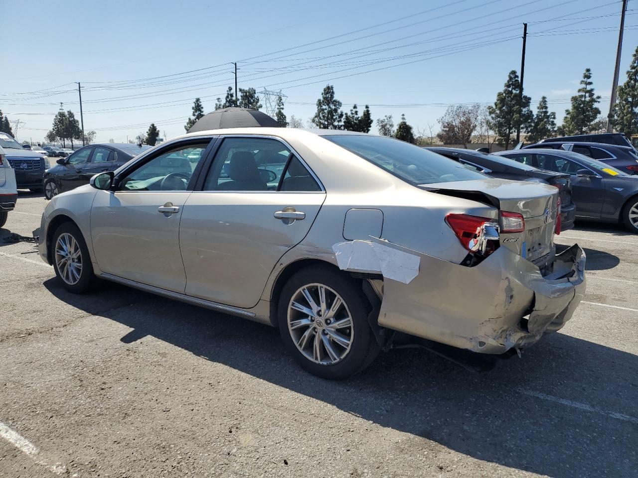2013 TOYOTA CAMRY L - Фото 2