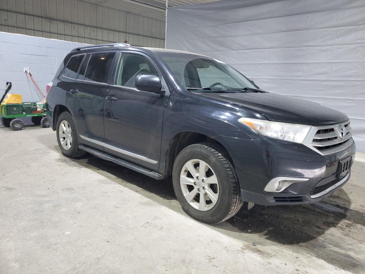 2011 TOYOTA HIGHLANDER - Image 4