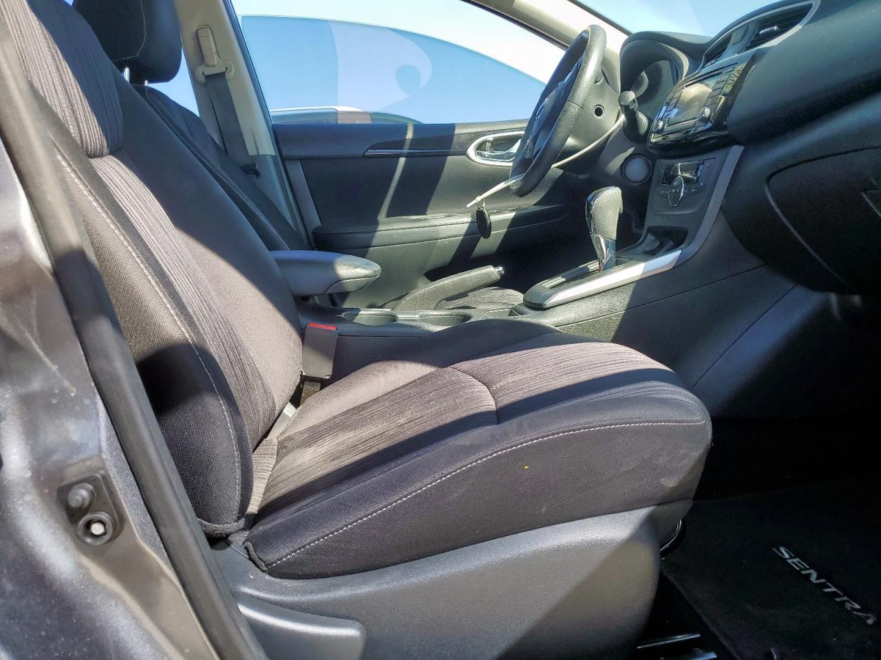2018 NISSAN SENTRA S - Фото 7