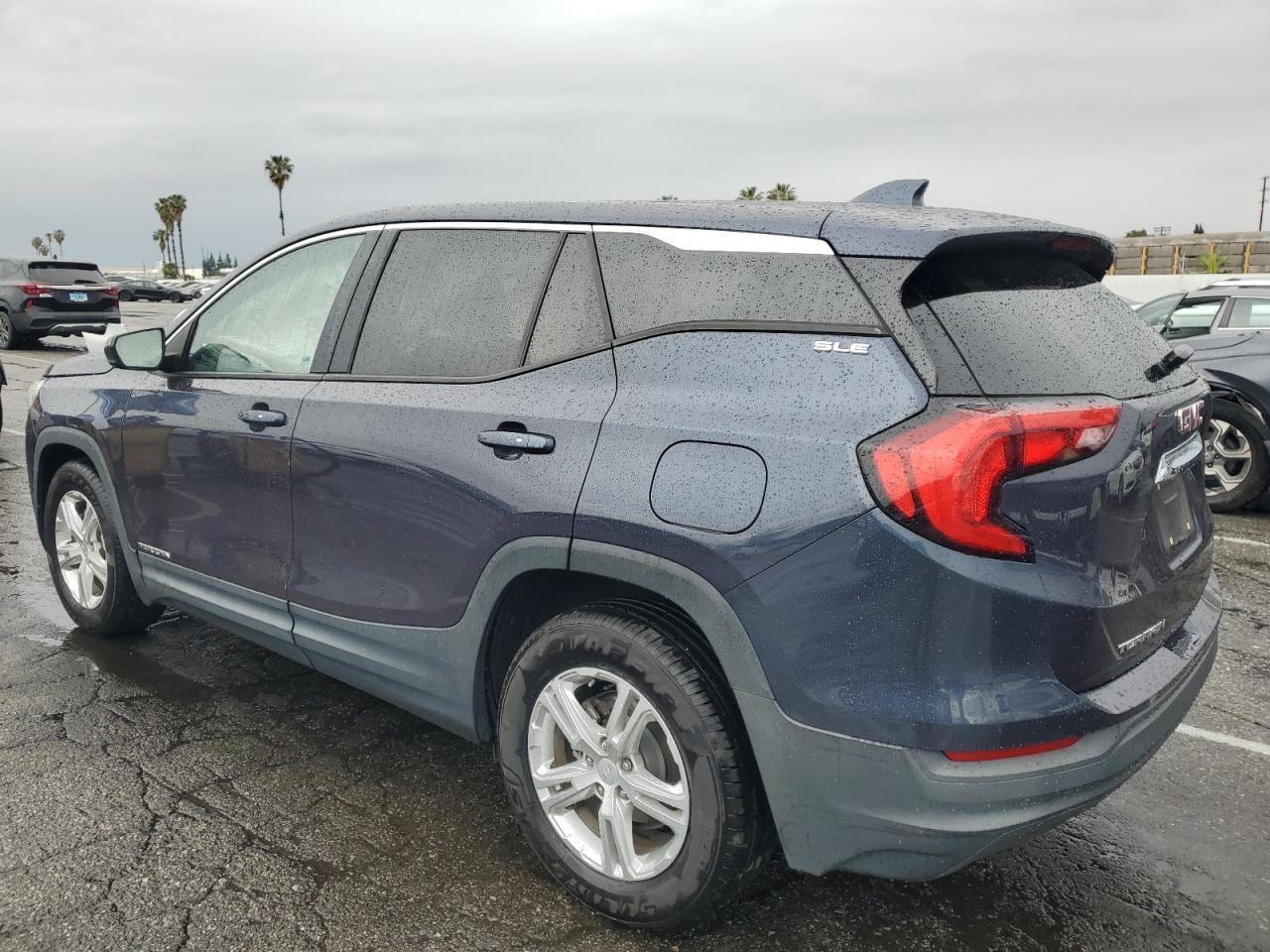 2019 GMC TERRAIN SL - Image 2