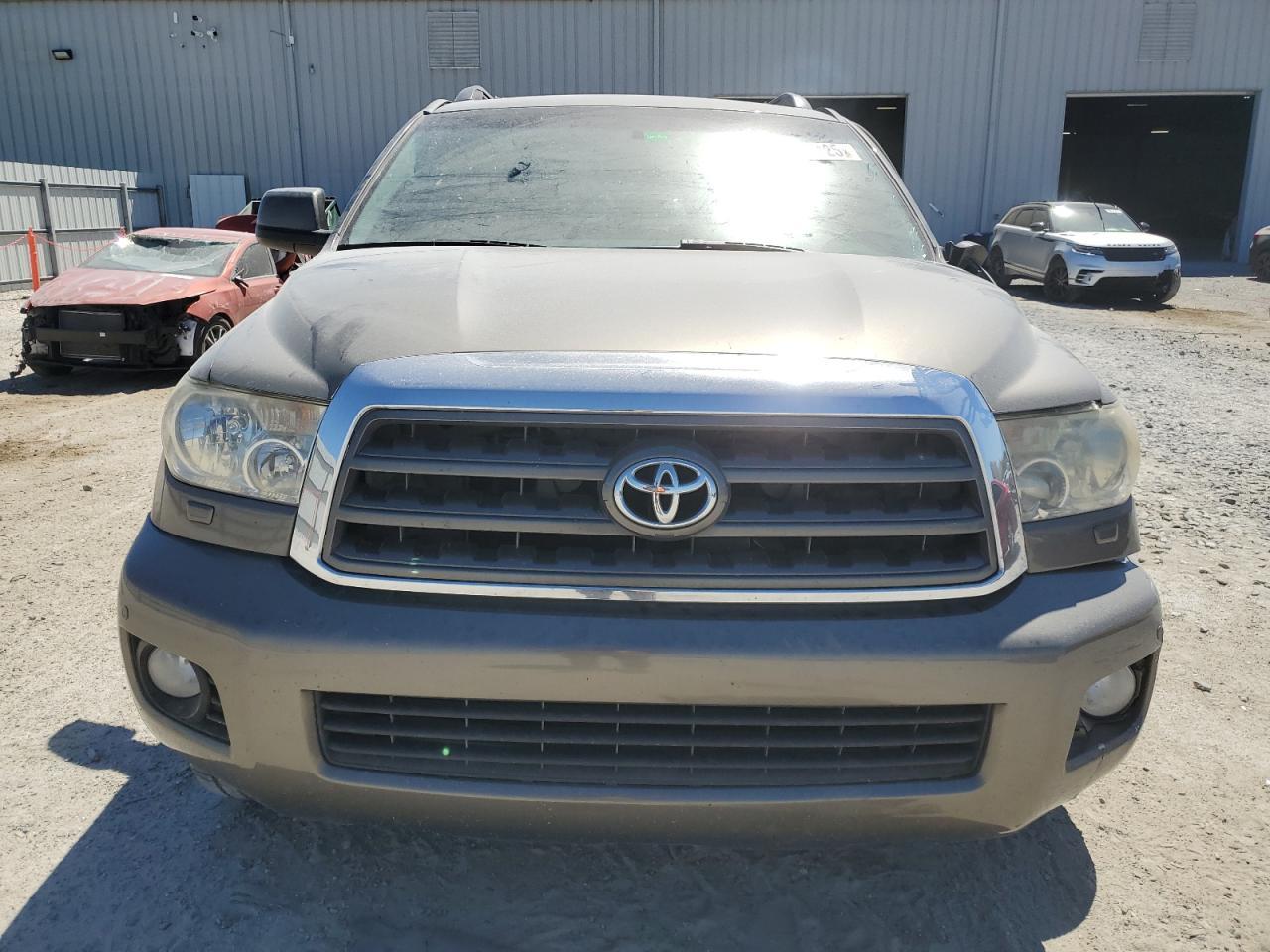 2016 TOYOTA SEQUOIA SR - Image 5