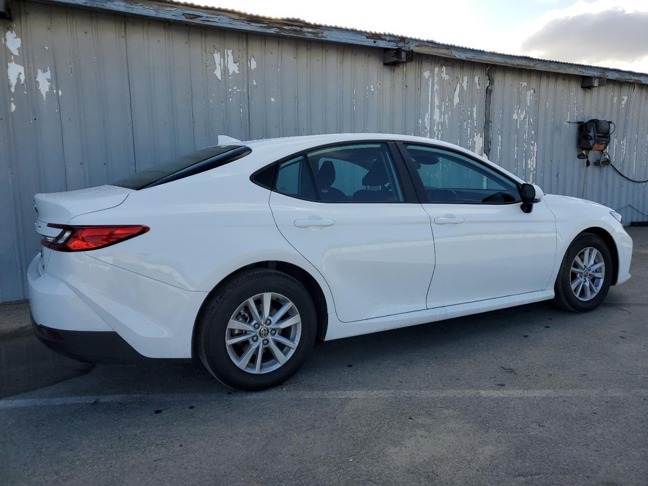 2025 TOYOTA CAMRY XSE - Фото 3