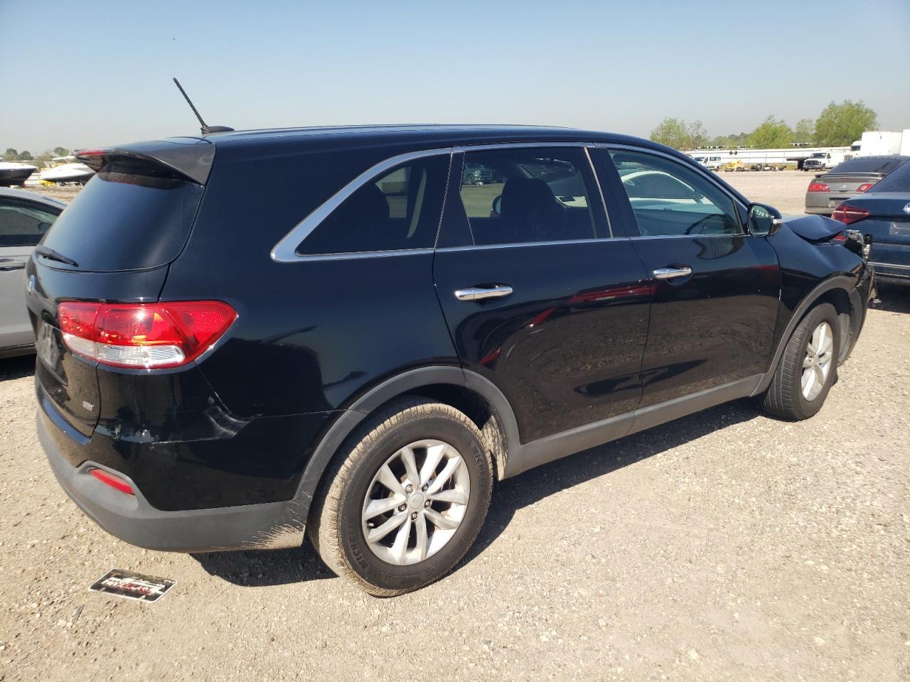 2016 KIA SORENTO LX - Image 3