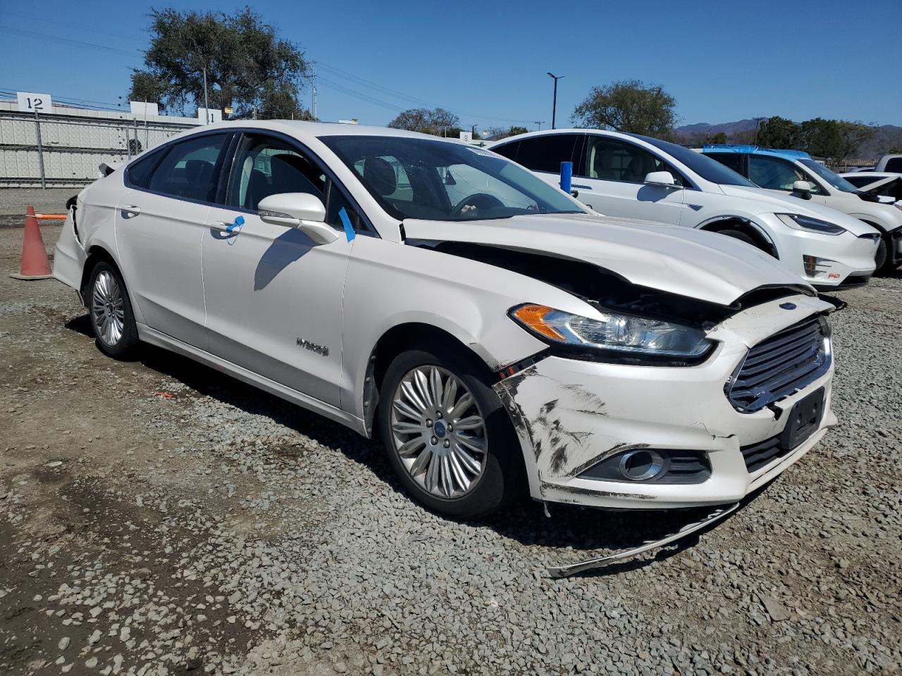 2013 FORD FUSION SE - Image 4