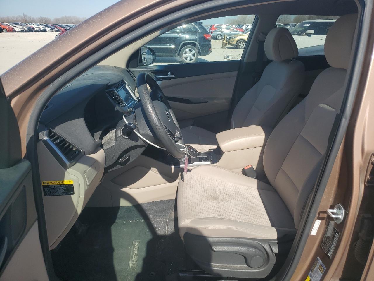 2016 HYUNDAI TUCSON SE - Фото 7