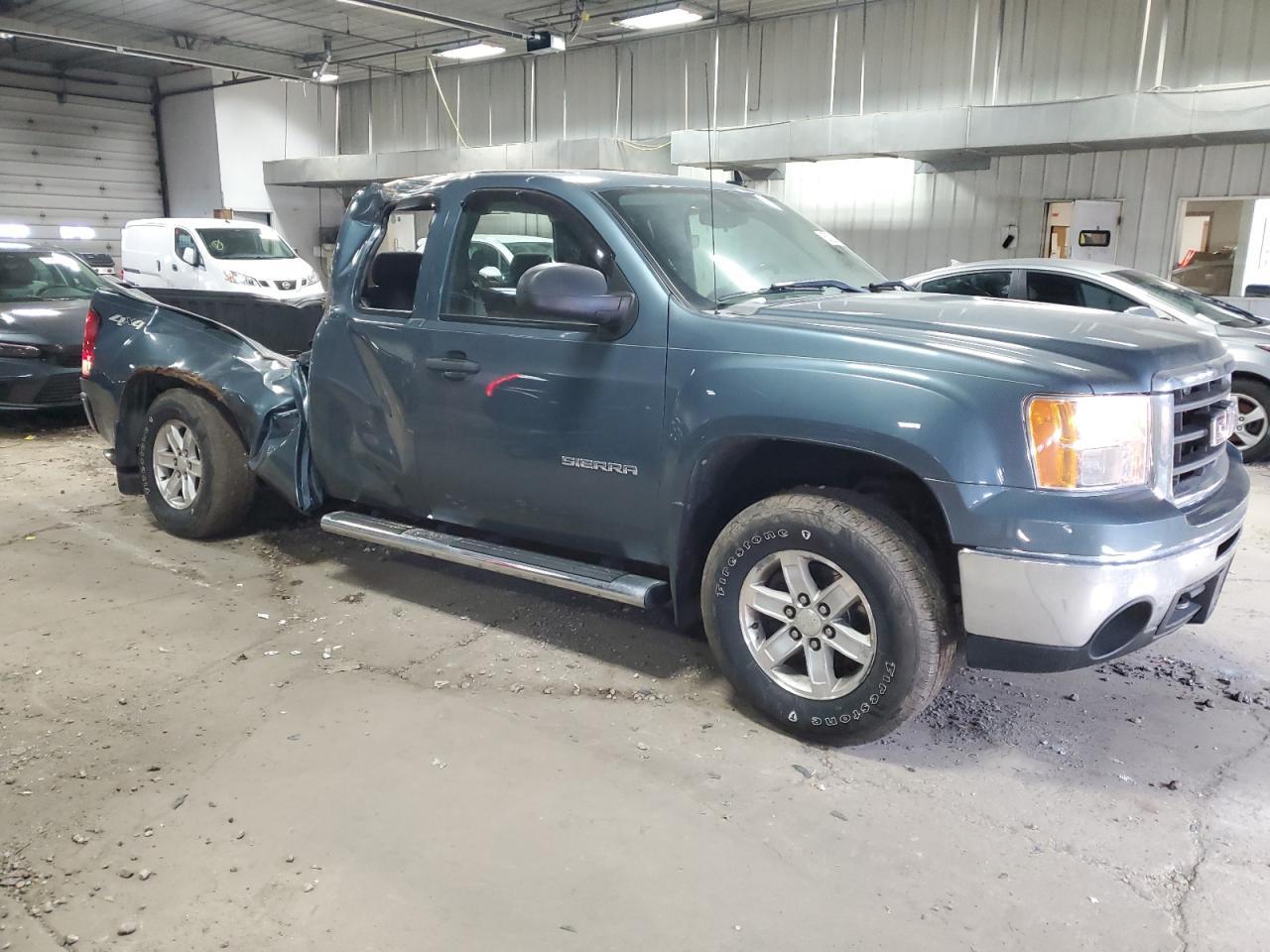 2011 GMC SIERRA K15 - Image 4