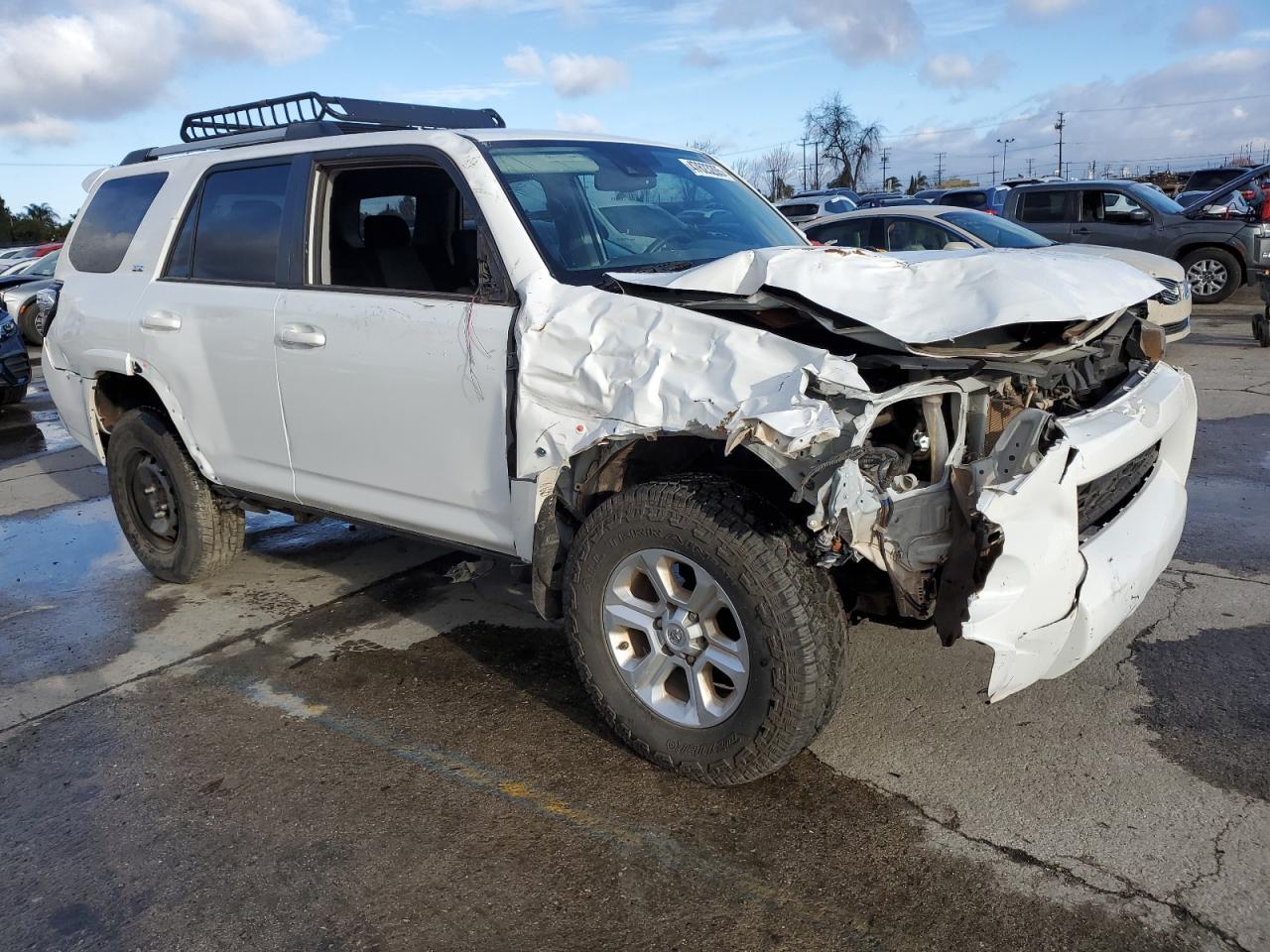 2022 TOYOTA 4RUNNER SR - Image 4