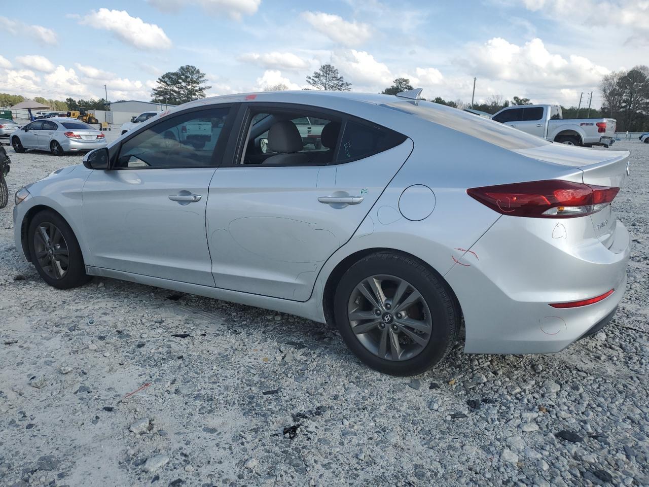 2017 HYUNDAI ELANTRA SE - Фото 2