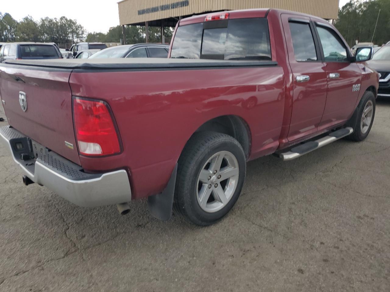 2015 RAM 1500 SLT - Image 3