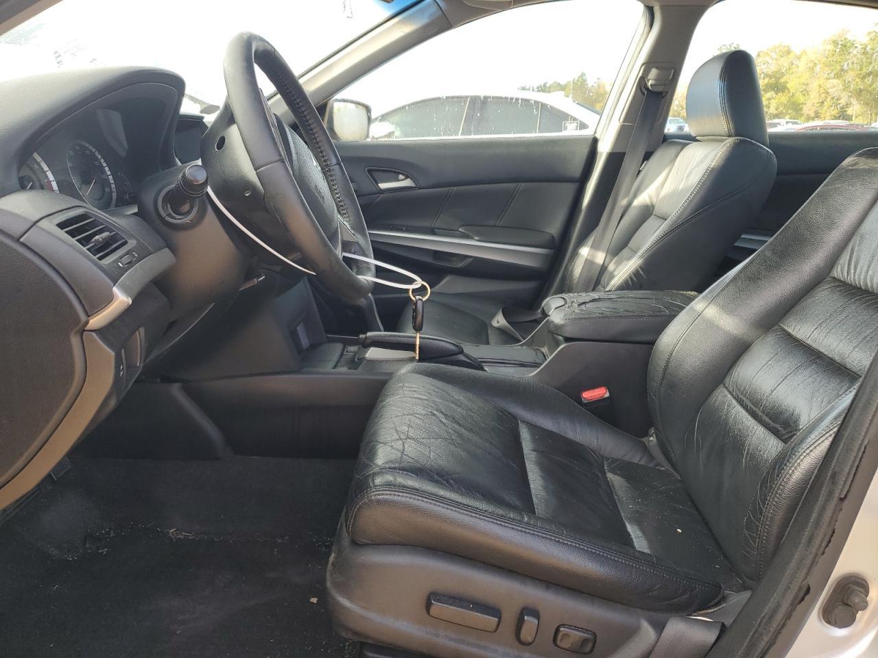 2010 HONDA ACCORD EXL - Image 7