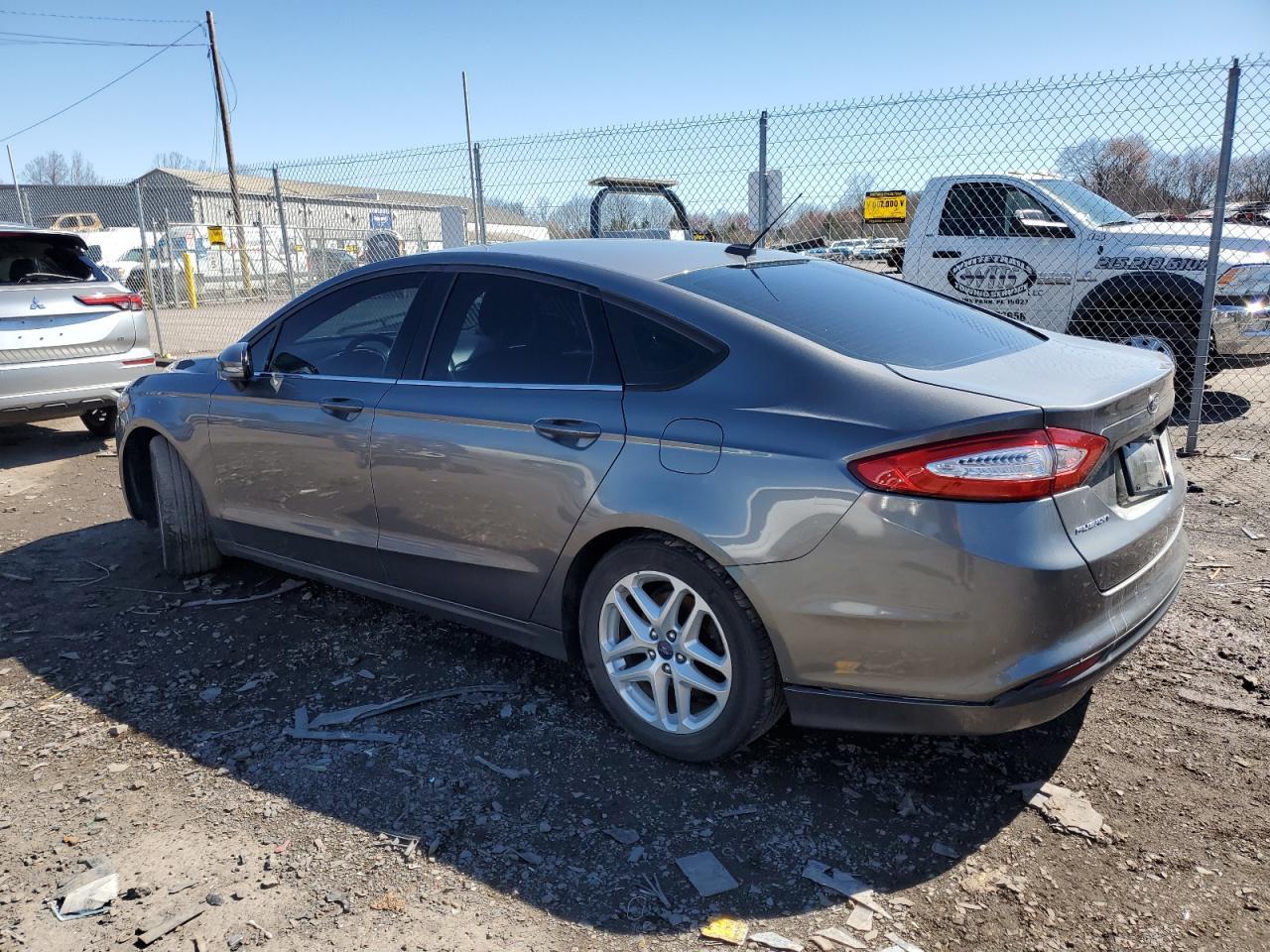 2013 FORD FUSION SE - Image 2