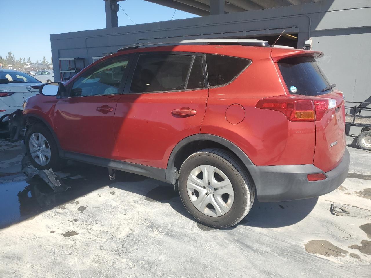 2015 TOYOTA RAV4 LE - Image 2