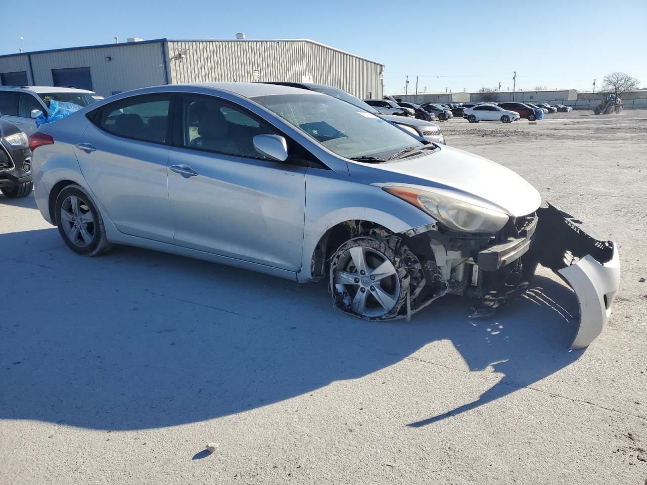 2011 HYUNDAI ELANTRA GL - Image 4