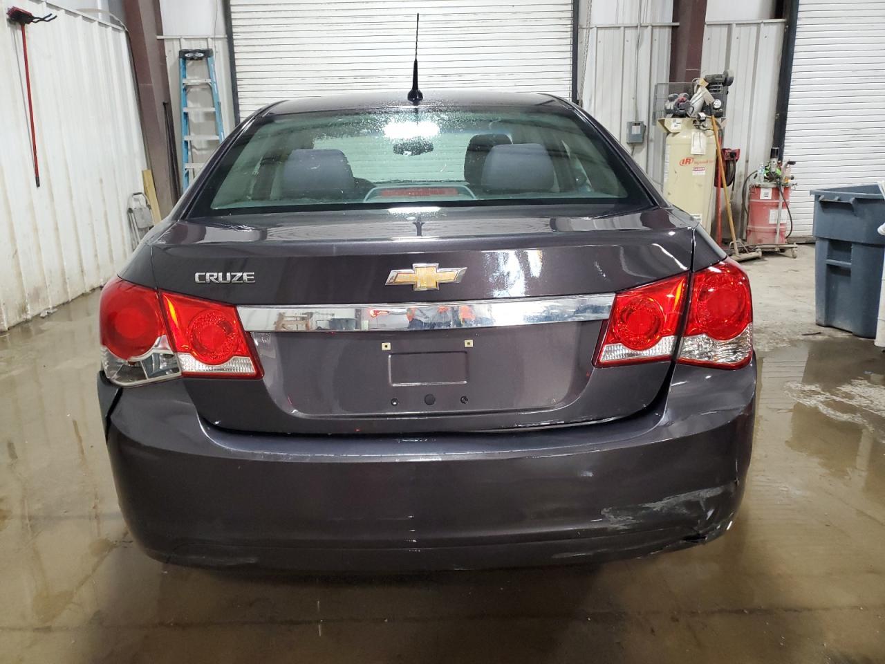 2014 CHEVROLET CRUZE LS - Фото 6