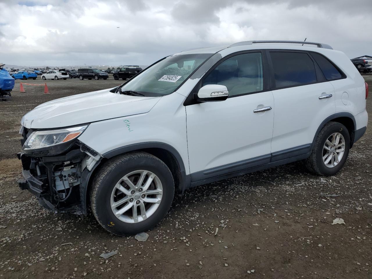 2014 KIA SORENTO LX