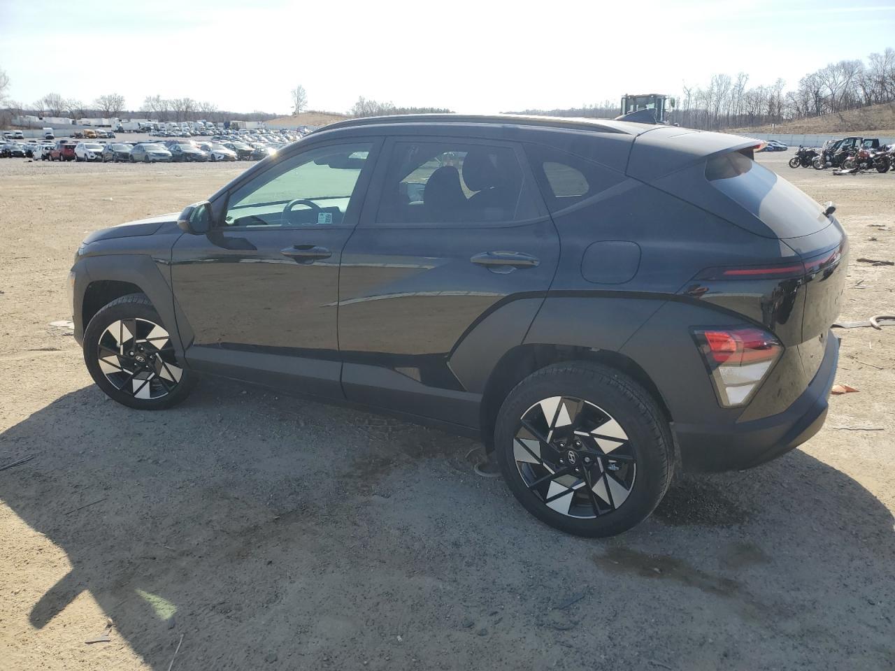 2024 HYUNDAI KONA SEL - Фото 2