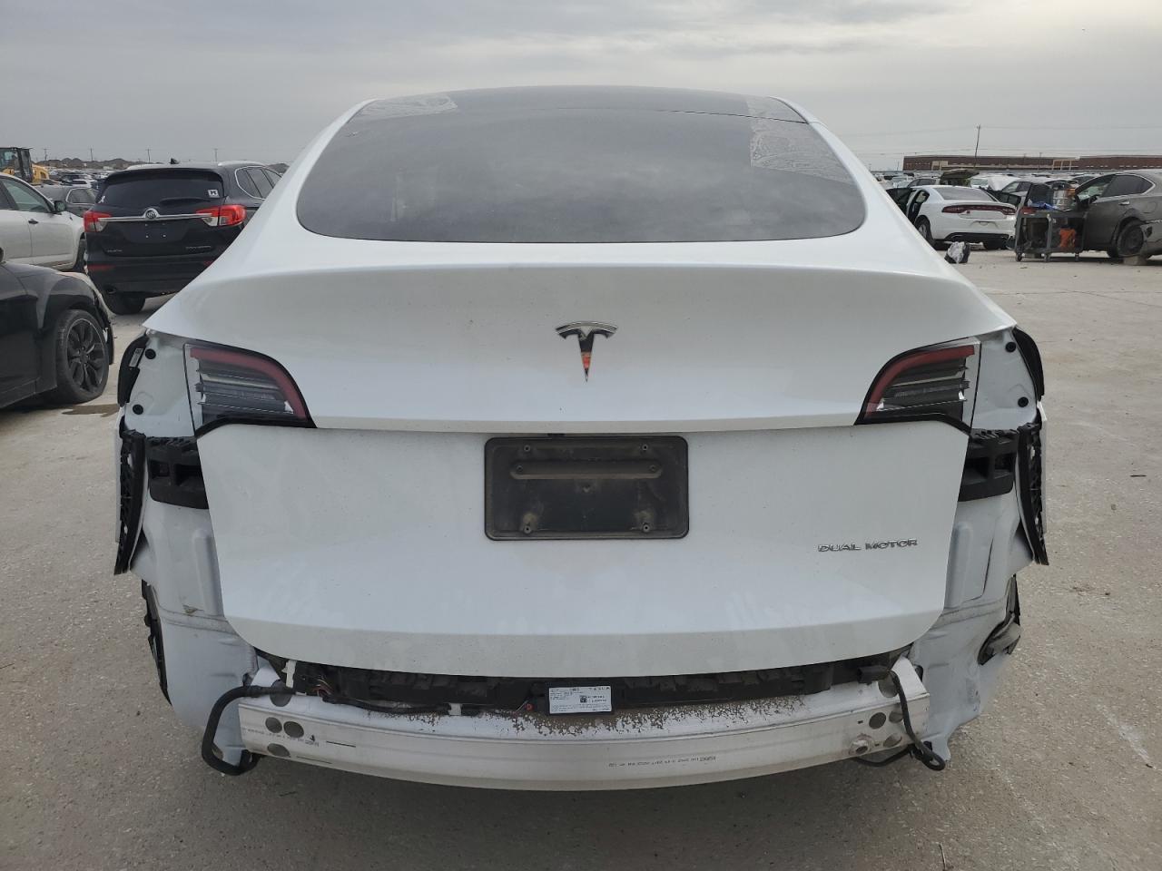 2022 TESLA MODEL Y - Image 6