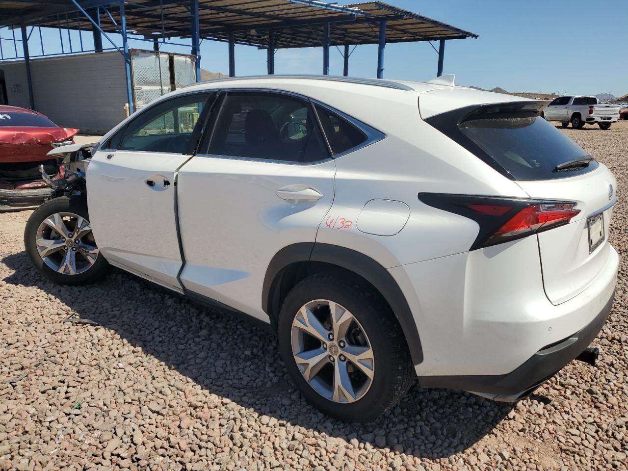 2017 LEXUS NX 200T BA - Фото 2